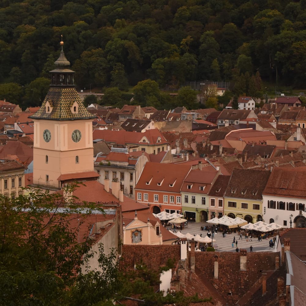 Vedere panoramică asupra Brașovului