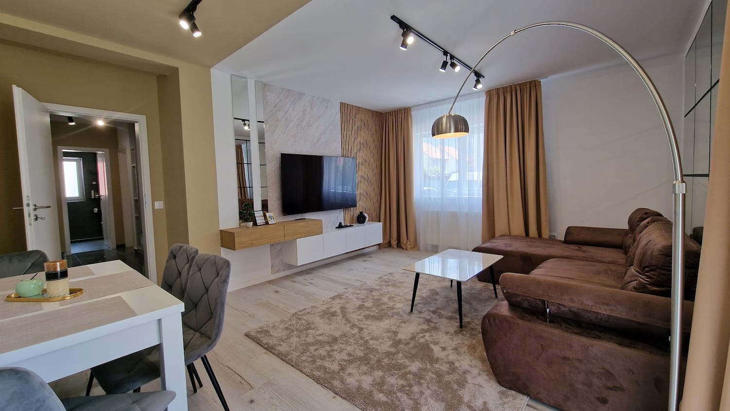 2 camere — Coder Residence 3